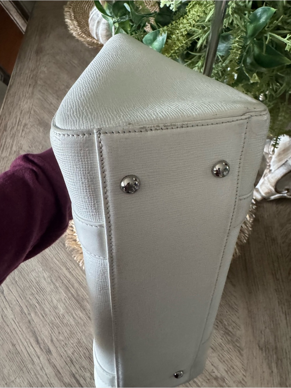 MCM White Leather Tote with Gold Plaque Accents in EUC - Picture 9 of 9